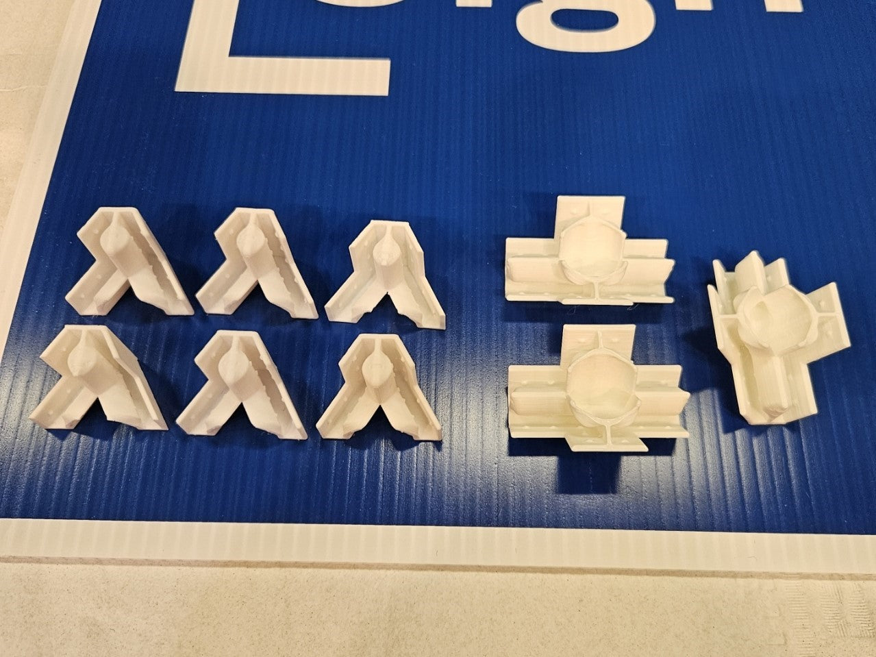 Sign Tower Clip sets
